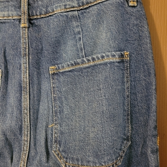 Dynamite Hailey high waist flare leg medium wash jeans - Picture 8 of 9